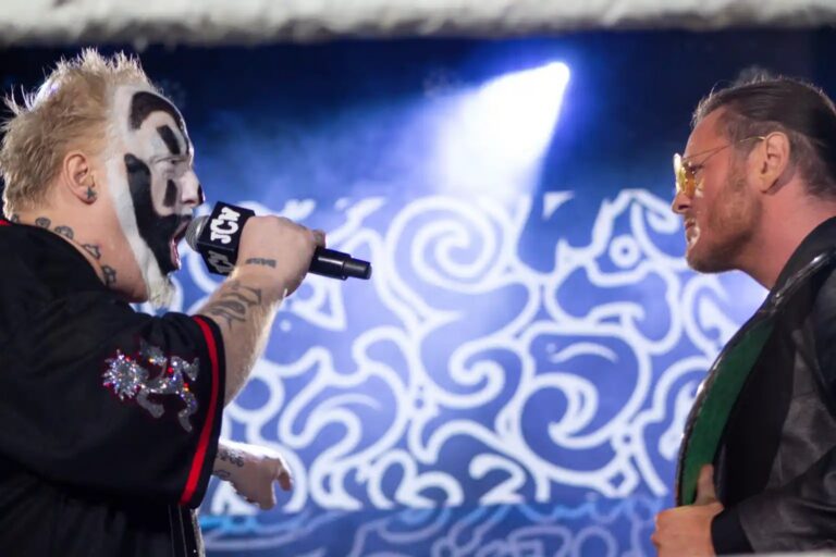 Face paint and a JCW mic in the ring at JCW Lunacy Live